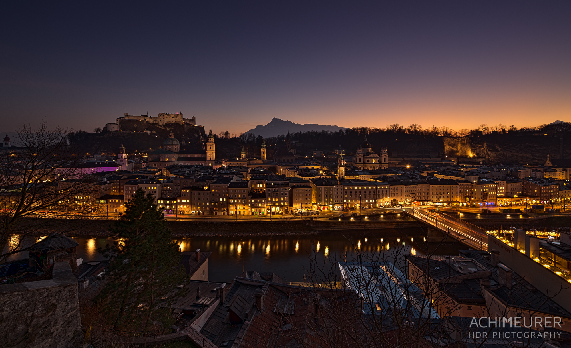 Blick über Salzburg Sonnenuntergang HDR Foto