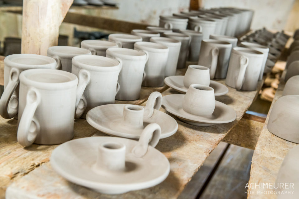The pottery factory in Lagoa • Die Meurers