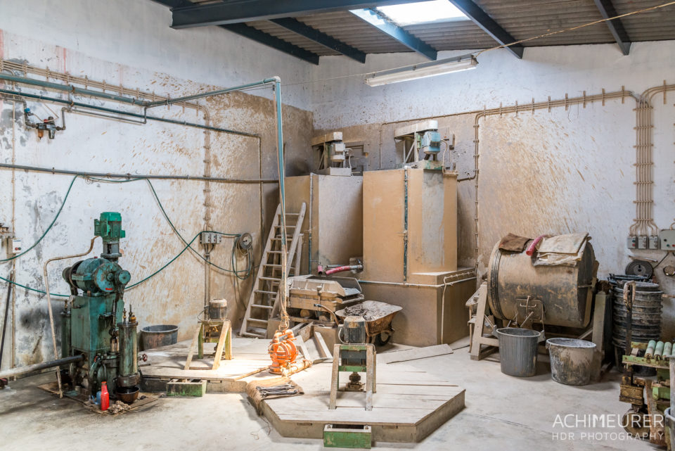 The pottery factory in Lagoa • Die Meurers