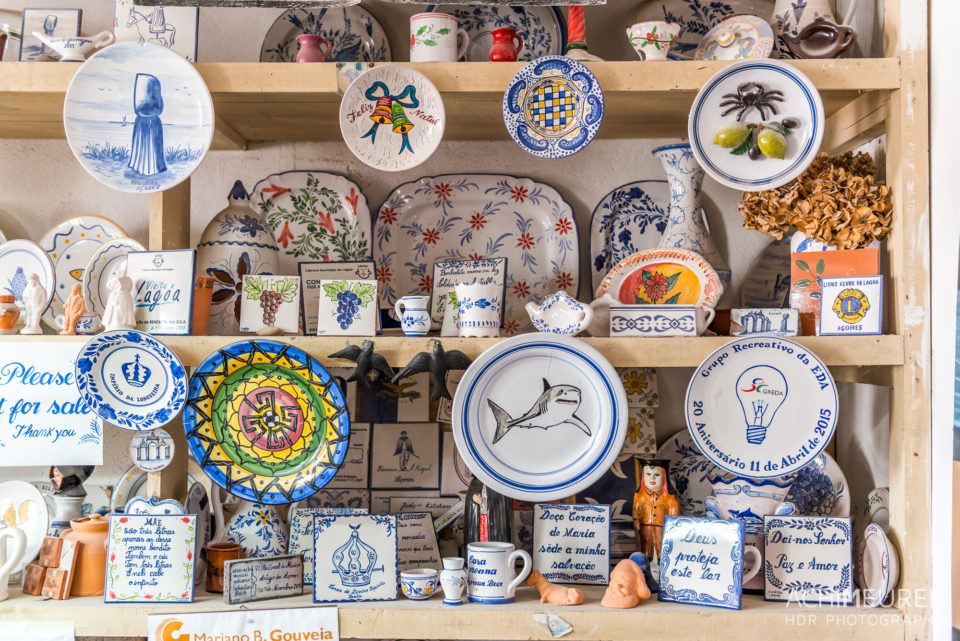 The pottery factory in Lagoa • Die Meurers