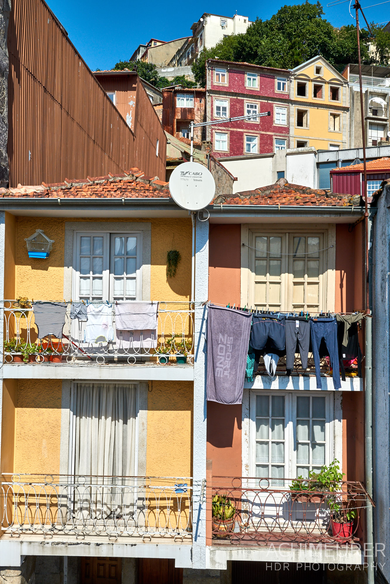Die Küstenstadt Porto im Norden von Portugal by AchimMeurer.com . 