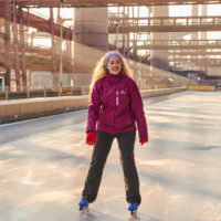 Eislaufen auf der Eislaufbahn Zeche Zollverein in Essen im Ruhrgebiet by AchimMeurer.com                     .