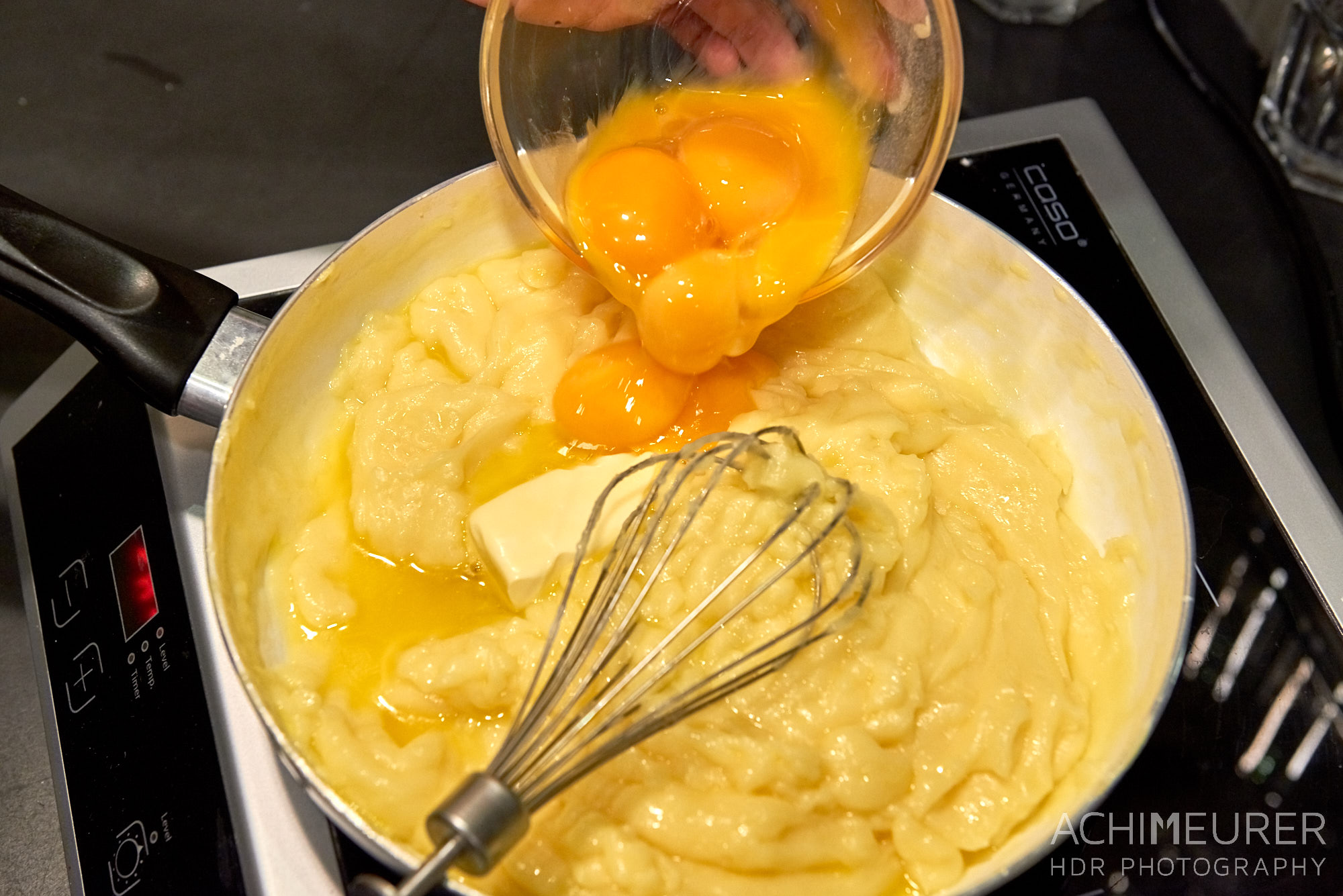 Wie macht man eine Eierschecke - Der typische Kuchen aus der Sächsischen Schweiz by AchimMeurer.com                     . 