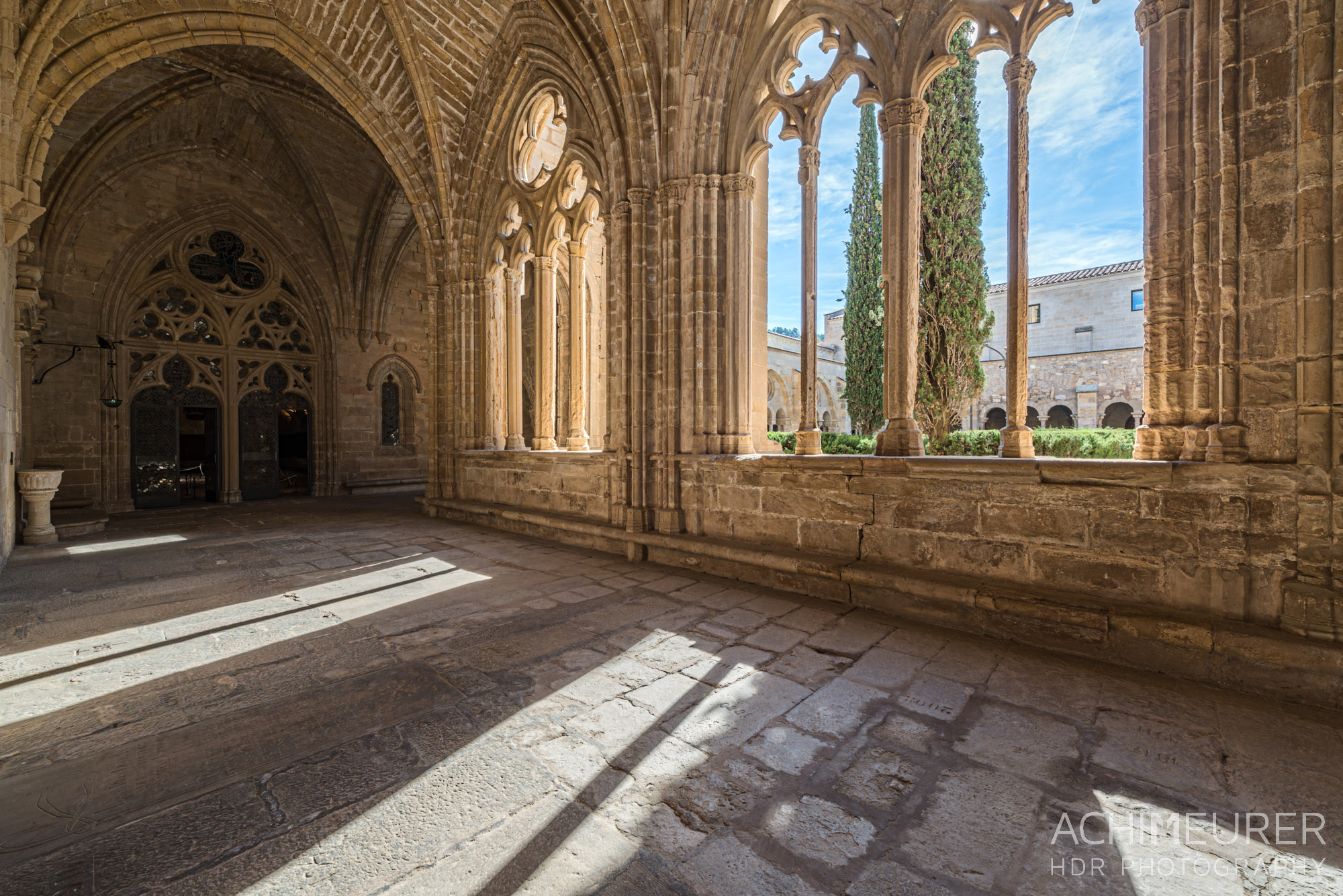 Kloster Vallbona, Katalonien, Spanien by Array. 